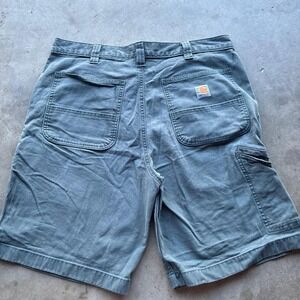 Vintage baggy green Carhartt carpenter shorts with a super amazing baggy fit